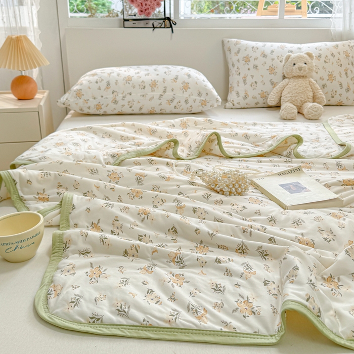 91家纺网 家纺一手货源 找家纺 葡萄家 2024新款A类母婴级大豆纤维牛奶丝针织棉夏凉被 花开半夏