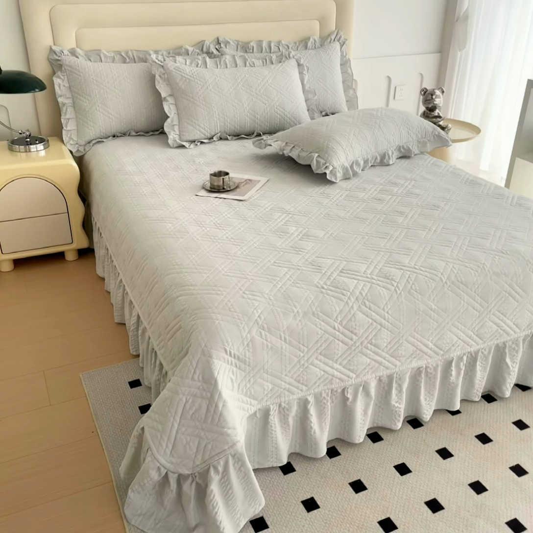 91家纺网 家纺一手货源 找家纺 十个点 2024新款软糯舒适水洗泡泡棉夹棉床盖款单品及套件 银灰