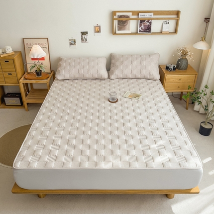 91家纺网 家纺一手货源 找家纺 席世家全棉抗菌大豆防水床笠 小方格米咖