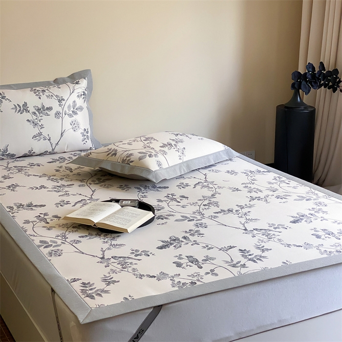 91家纺网 家纺一手货源 找家纺 三味舒屋 2026新款凉感抗菌防螨印花冰丝养生席手绘系列【花卉】床席款 枝晓米