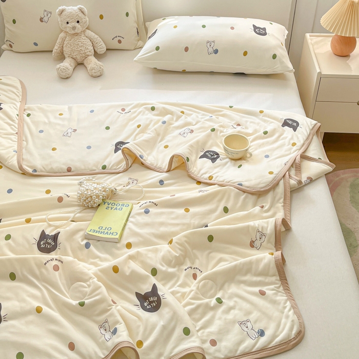 91家纺网 家纺一手货源 找家纺 葡萄家 2024新款A类母婴级大豆纤维牛奶丝针织棉夏凉被 波点猫