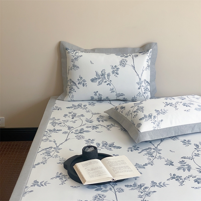 91家纺网 家纺一手货源 找家纺 三味舒屋 2026新款凉感抗菌防螨印花冰丝养生席手绘系列【花卉】床席款 枝晓蓝