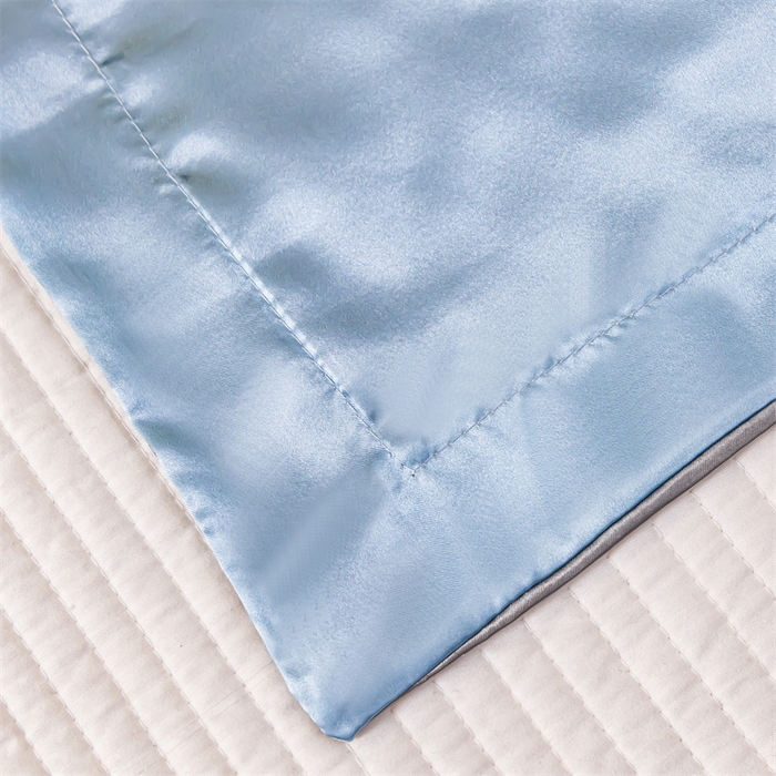 91家纺网 家纺一手货源 找家纺 梦舒羽2025新款可水洗冰丝双人枕套凉爽枕头套枕芯套 抱抱熊