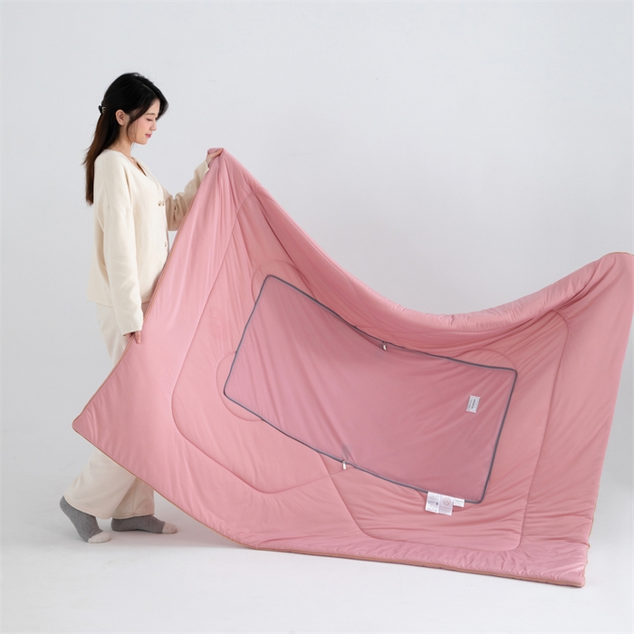 91家纺网 家纺一手货源 找家纺 （总）照世 2024新款凉感丝贴布绣抱枕被