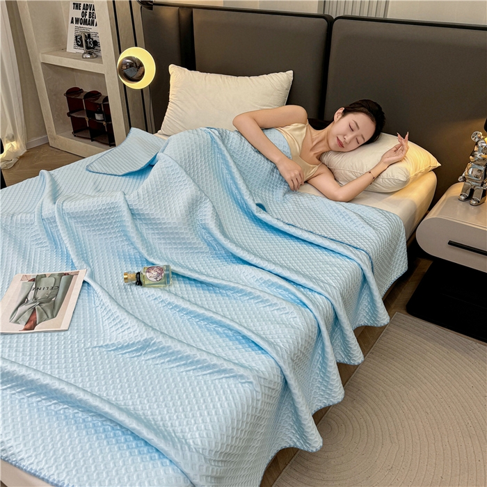 91家纺网 家纺一手货源 找家纺 伊被源 2024新款A类多功能抗菌夏凉被 冰幻兰