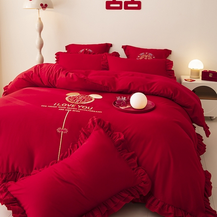 91家纺网 家纺一手货源 找家纺 玉雅家纺 2025新款磨毛时尚花边款床裙婚庆四件套 花边款-爱的故事