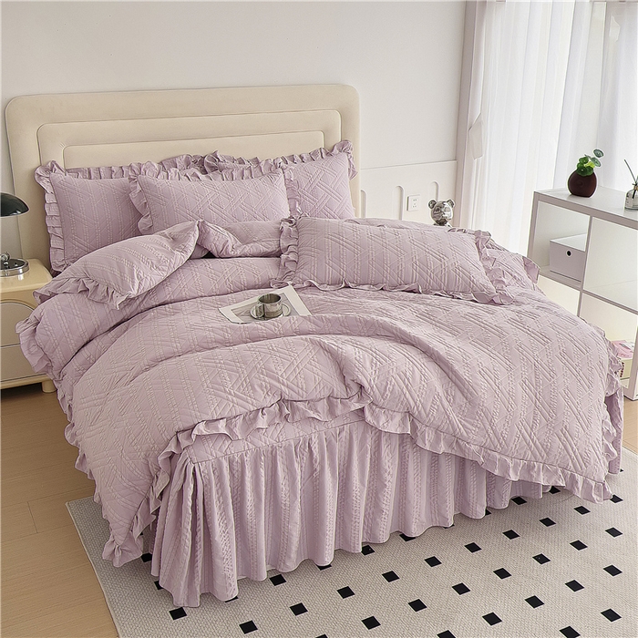 91家纺网 家纺一手货源 找家纺 十个点 2024新款亲肤水洗泡泡棉夹棉绗缝床裙款单品及套件 豆沙