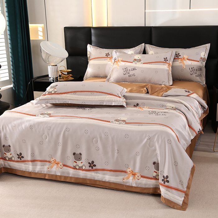 91家纺网 家纺一手货源 找家纺 富之航家纺 2024新款拼角宽边水洗天丝夏被四件套 花布熊灰