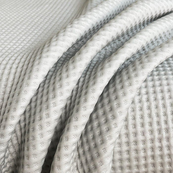 91家纺网 家纺一手货源 找家纺 伊被源 2024新款A类华夫格凉感丝盖毯点点夏被 气质灰