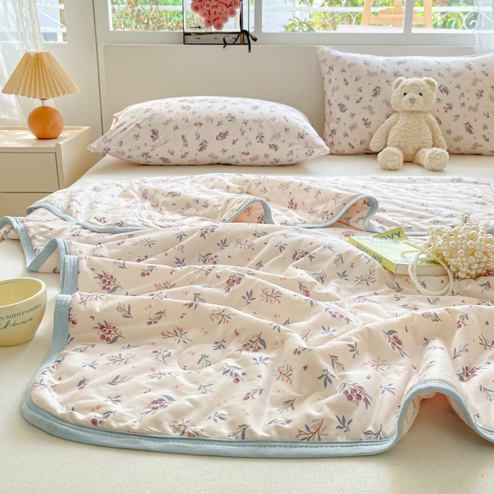 91家纺网 家纺一手货源 找家纺 葡萄家 2024新款A类母婴级大豆纤维牛奶丝针织棉夏凉被 紫色花甜