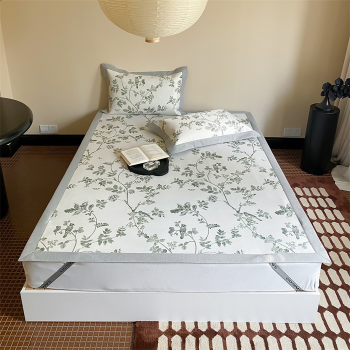 91家纺网 家纺一手货源 找家纺 三味舒屋 2026新款凉感抗菌防螨印花冰丝养生席手绘系列【花卉】床席款 枝晓绿