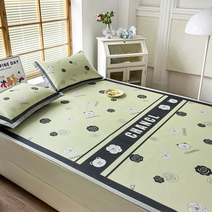 91家纺网 家纺一手货源 找家纺 栩裕纺织 2025款数码印花1200D碳光牛奶冰丝凉席 格调印象-绿