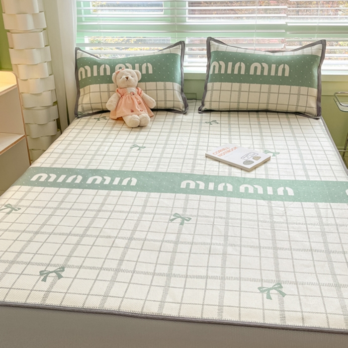 91家纺网 家纺一手货源 找家纺 沐慕 2024新款小清新印花冰藤床笠系列 床笠-蝴蝶结绿