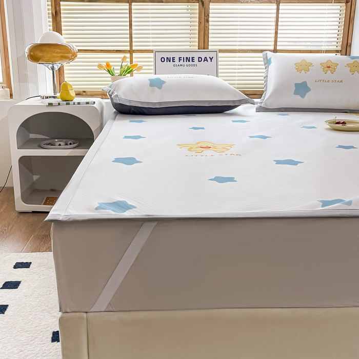 91家纺网 家纺一手货源 找家纺 栩裕纺织 2025款数码印花1200D碳光牛奶冰丝凉席 晚安啦