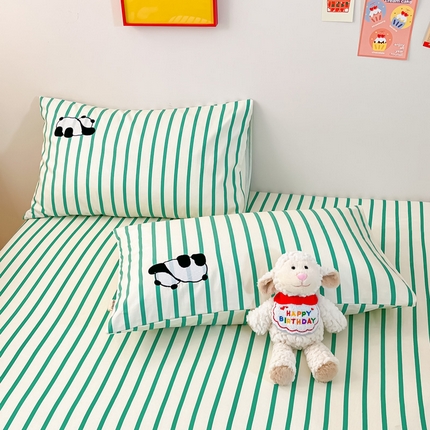 91家纺网 家纺一手货源 找家纺 雅居纺家纺 2024新款全棉绣花A类老粗布单品系列-单枕套 老粗布-萌仔熊猫