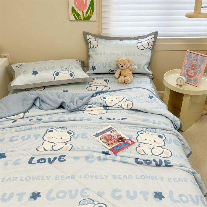 91家纺网 家纺一手货源 找家纺 沐慕 2024新款小清新华夫格印花冰藤夏被四件套 华夫格-字母萌宝