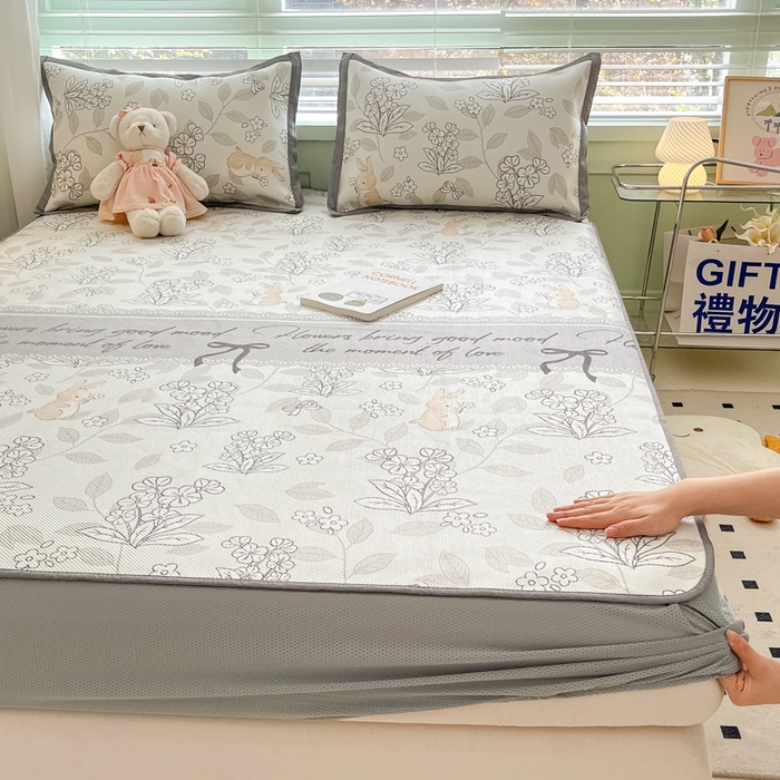 91家纺网 家纺一手货源 找家纺 沐慕 2024新款小清新印花冰藤床笠系列 床笠-秘境花园