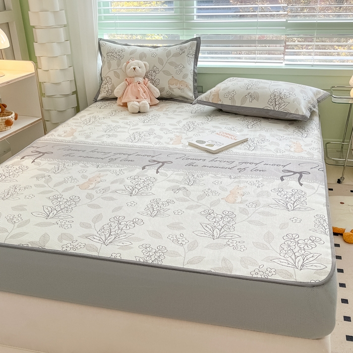 91家纺网 家纺一手货源 找家纺 沐慕 2024新款小清新印花冰藤床笠系列 床笠-秘境花园