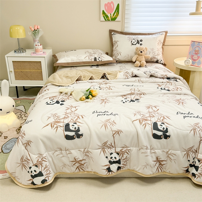 91家纺网 家纺一手货源 找家纺 沐慕 2024新款小清新华夫格印花冰藤夏被四件套 华夫格-竹子熊猫棕