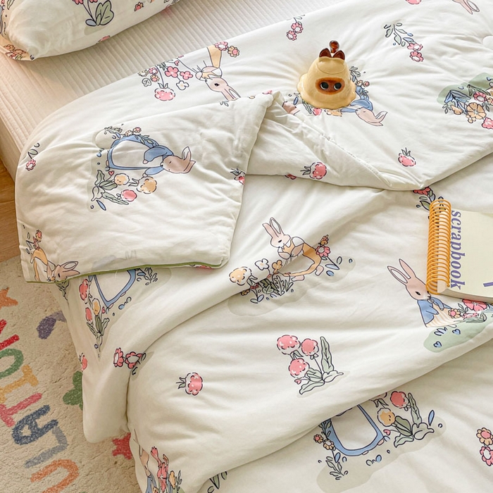 91家纺网 家纺一手货源 找家纺 沐慕 2024新款小清新加厚亲肤针织棉夏被 花丛兔