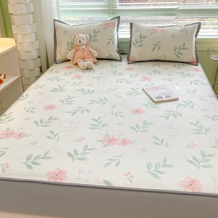 91家纺网 家纺一手货源 找家纺 沐慕 2024新款小清新印花冰藤床笠系列 床笠-莫妮卡