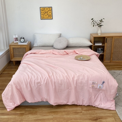 91家纺网 家纺一手货源 找家纺 （总）帕芬鸟家纺 2025新款A类冰豆豆水洗棉夏被