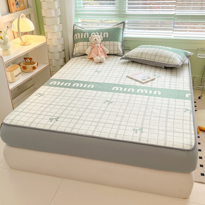 91家纺网 家纺一手货源 找家纺 沐慕 2024新款小清新印花冰藤床笠系列 床笠-蝴蝶结绿