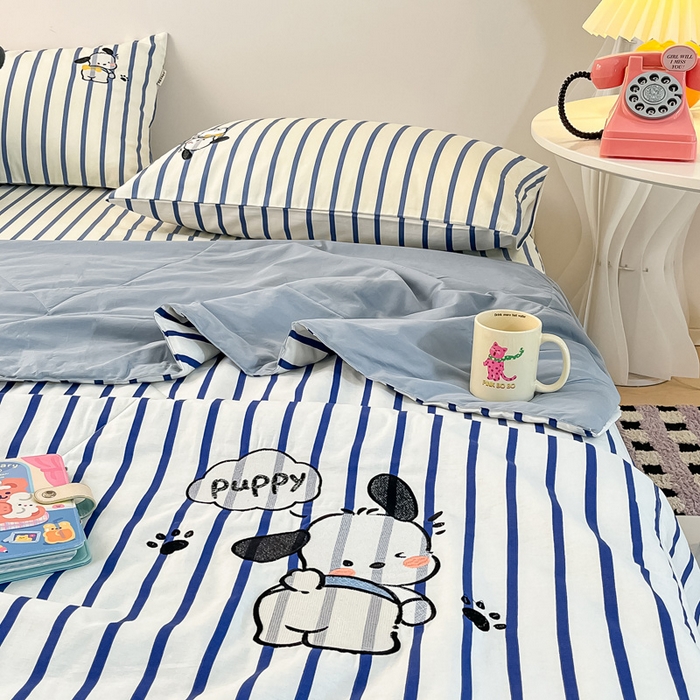 91家纺网 家纺一手货源 找家纺 雅居纺家纺 2024新款全棉绣花夏被可配同款老粗布四件套 夏被-Happy小狗