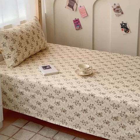 91家纺网 家纺一手货源 找家纺 金丝鸟 2024新款学生款A类全棉老粗布床单 蔷薇