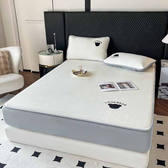 91家纺网 家纺一手货源 找家纺 子曰 2024新款PE中分子凉席 米白床笠款