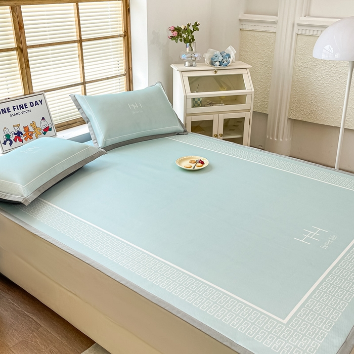 91家纺网 家纺一手货源 找家纺 栩裕纺织 2025款数码印花1200D碳光牛奶冰丝凉席 望绿川