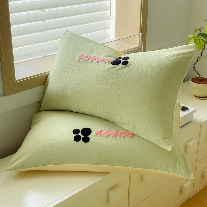 91家纺网 家纺一手货源 找家纺 梵克保罗 2024新款卡通水洗棉毛巾绣四件套 浅绿配米黄