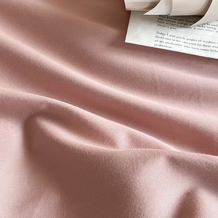 91家纺网 家纺一手货源 找家纺 澳梵2024新款60s全棉纯色单品被套 蜜豆粉-白桃粉