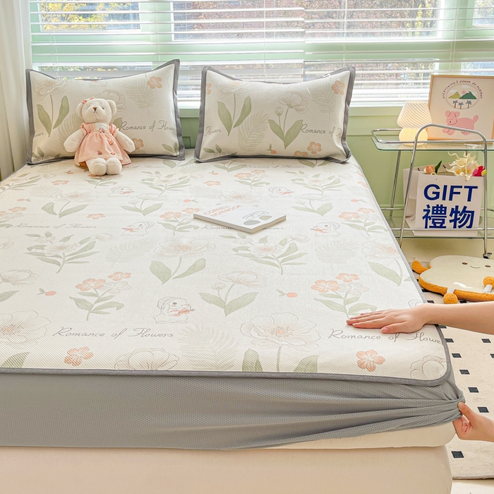 91家纺网 家纺一手货源 找家纺 沐慕 2024新款小清新印花冰藤床笠系列 床笠-森系小兔