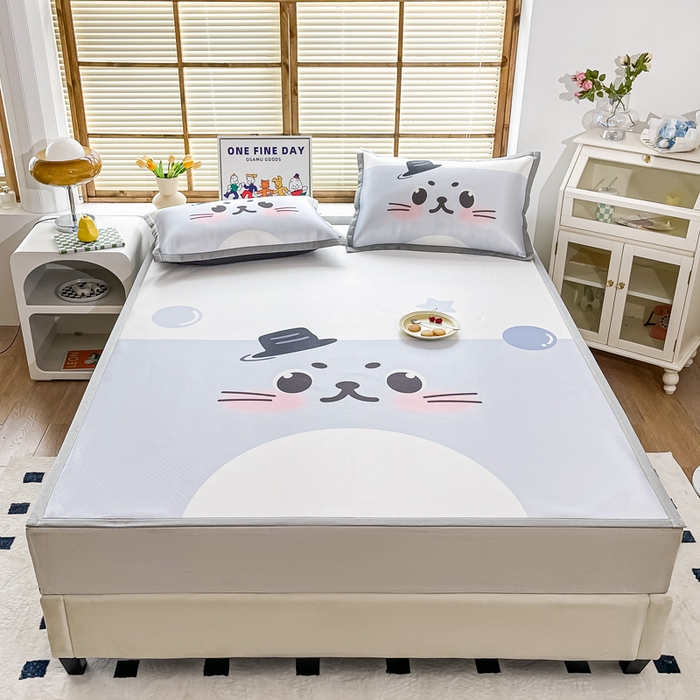 91家纺网 家纺一手货源 找家纺 栩裕纺织 2025款数码印花1200D碳光牛奶冰丝凉席 猫先生