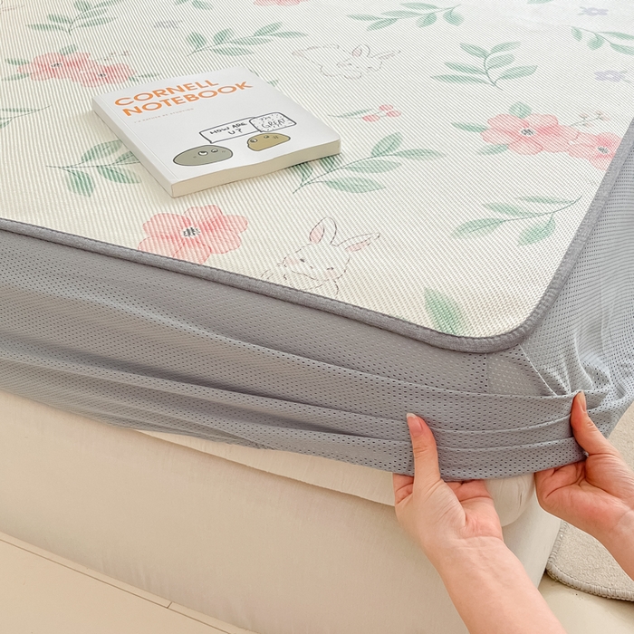 91家纺网 家纺一手货源 找家纺 沐慕 2024新款小清新印花冰藤床笠系列 床笠-莫妮卡