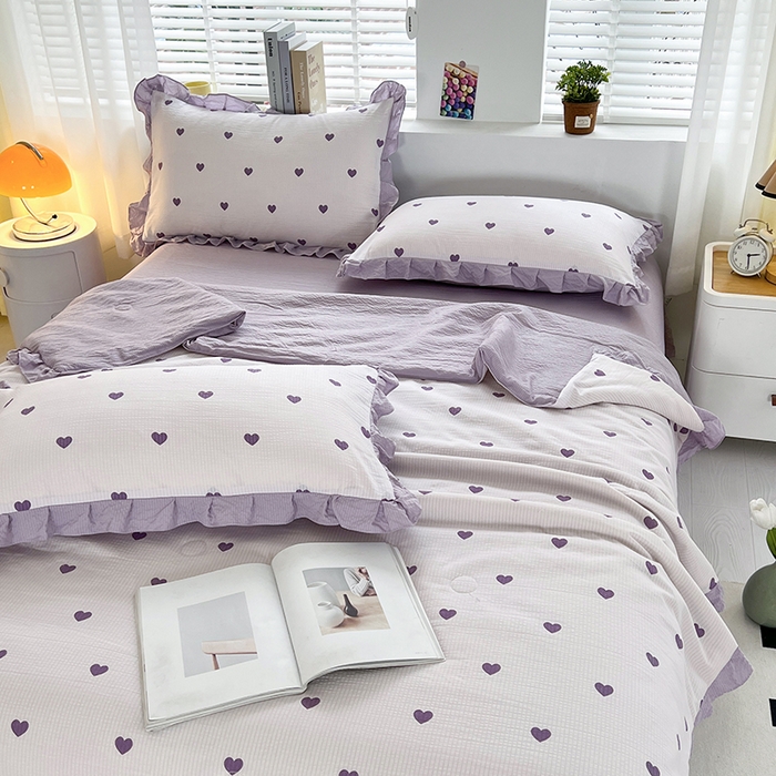 91家纺网 家纺一手货源 找家纺 富之航 2024新款时尚舒适泡泡棉夏被四件套紫爱心