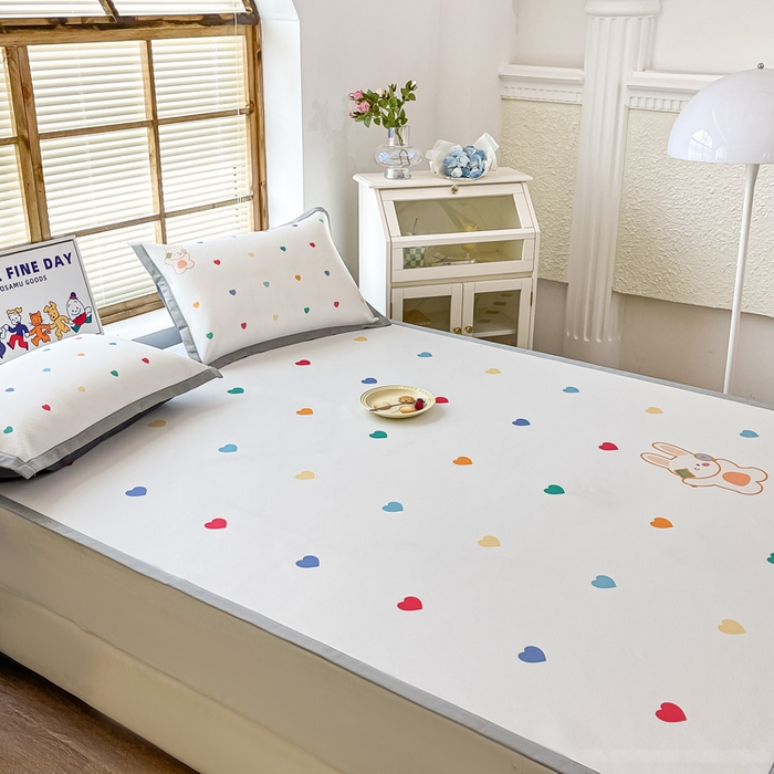 91家纺网 家纺一手货源 找家纺 栩裕纺织 2025款数码印花1200D碳光牛奶冰丝凉席 甜心小兔