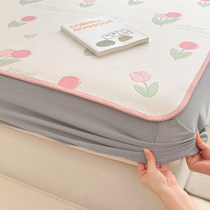 91家纺网 家纺一手货源 找家纺 沐慕 2024新款小清新印花冰藤床笠系列 床笠-粉嫩郁金香