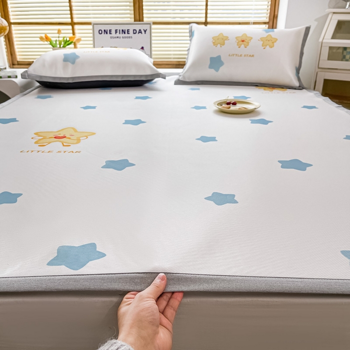 91家纺网 家纺一手货源 找家纺 栩裕纺织 2025款数码印花1200D碳光牛奶冰丝凉席 晚安啦