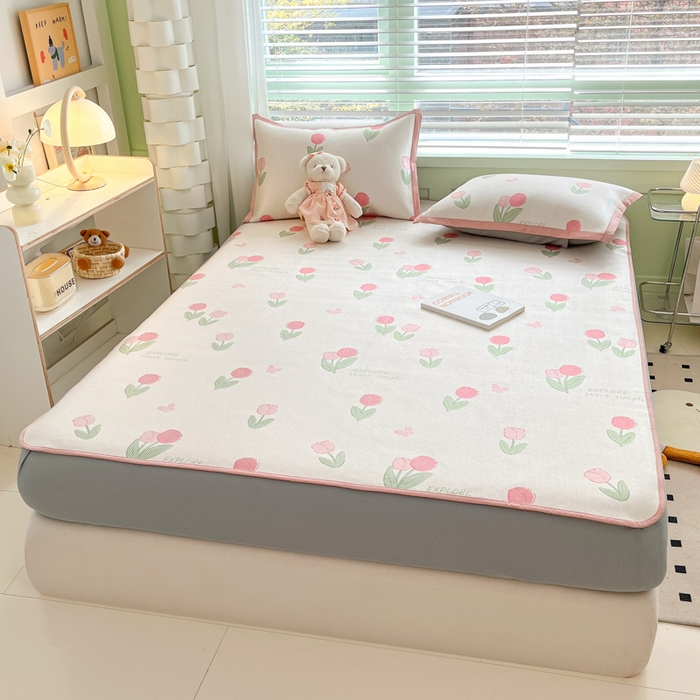 91家纺网 家纺一手货源 找家纺 沐慕 2024新款小清新印花冰藤床笠系列 床笠-粉嫩郁金香