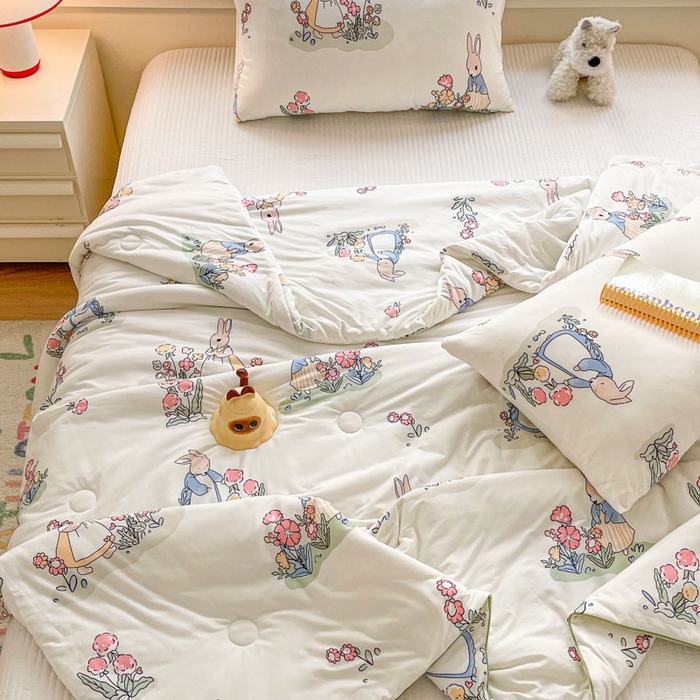 91家纺网 家纺一手货源 找家纺 沐慕 2024新款小清新加厚亲肤针织棉夏被 花丛兔