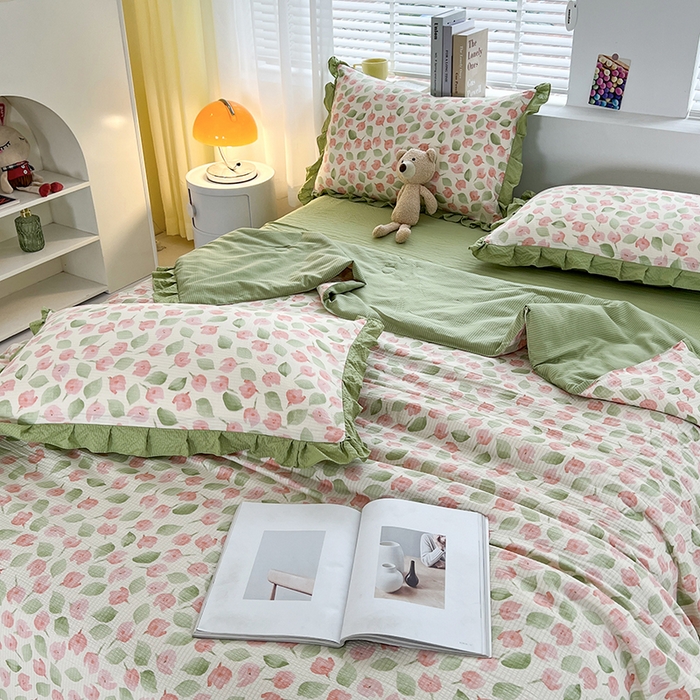 91家纺网 家纺一手货源 找家纺 富之航 2024新款时尚舒适泡泡棉夏被四件套樱花