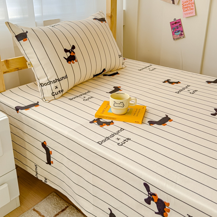 91家纺网 家纺一手货源 找家纺 金丝鸟 2024新款学生款A类全棉老粗布床单 条纹狗