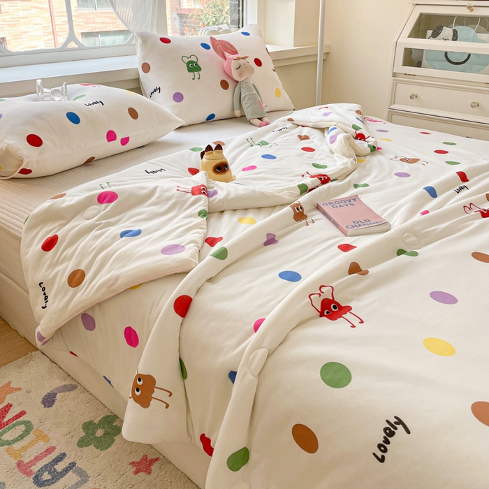 91家纺网 家纺一手货源 找家纺 沐慕 2024新款小清新加厚亲肤针织棉夏被 彩色小波点