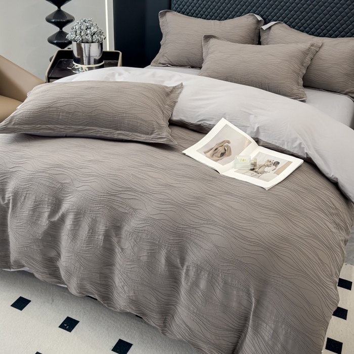 91家纺网 家纺一手货源 找家纺 金丝鸟家纺 2024新款全棉水洗棉提花四件套 水漾 浅灰