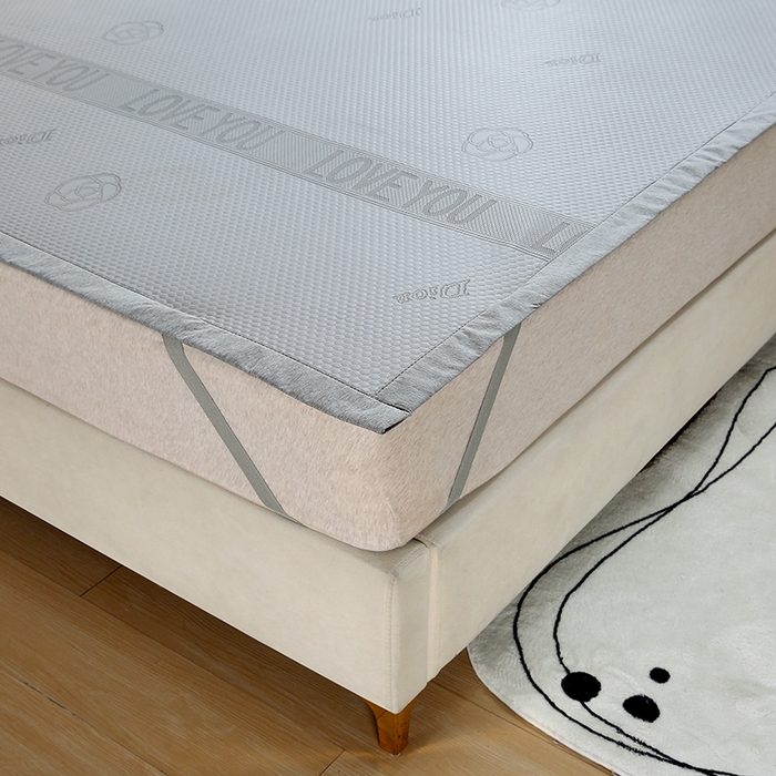 91家纺网 家纺一手货源 找家纺 青雅席业 2025新款抗菌提花凉感丝豆豆席-玫瑰花语系列 玫瑰花语-灰