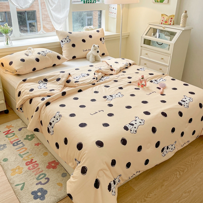 91家纺网 家纺一手货源 找家纺 沐慕 2024新款小清新加厚亲肤针织棉夏被 波点狗