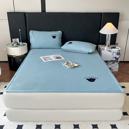 91家纺网 家纺一手货源 找家纺 子曰 2024新款PE中分子凉席 宾利兰平铺款