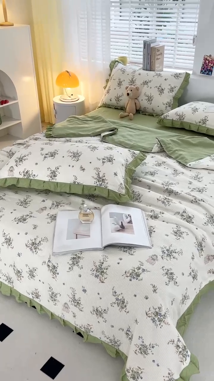 91家纺网 家纺一手货源 找家纺 富之航 2024新款时尚舒适泡泡棉夏被四件套菲菲兔